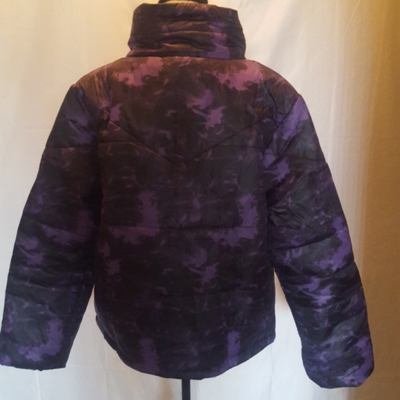 Know One Cares tie dye puffer jacket - Picture 6 of 8